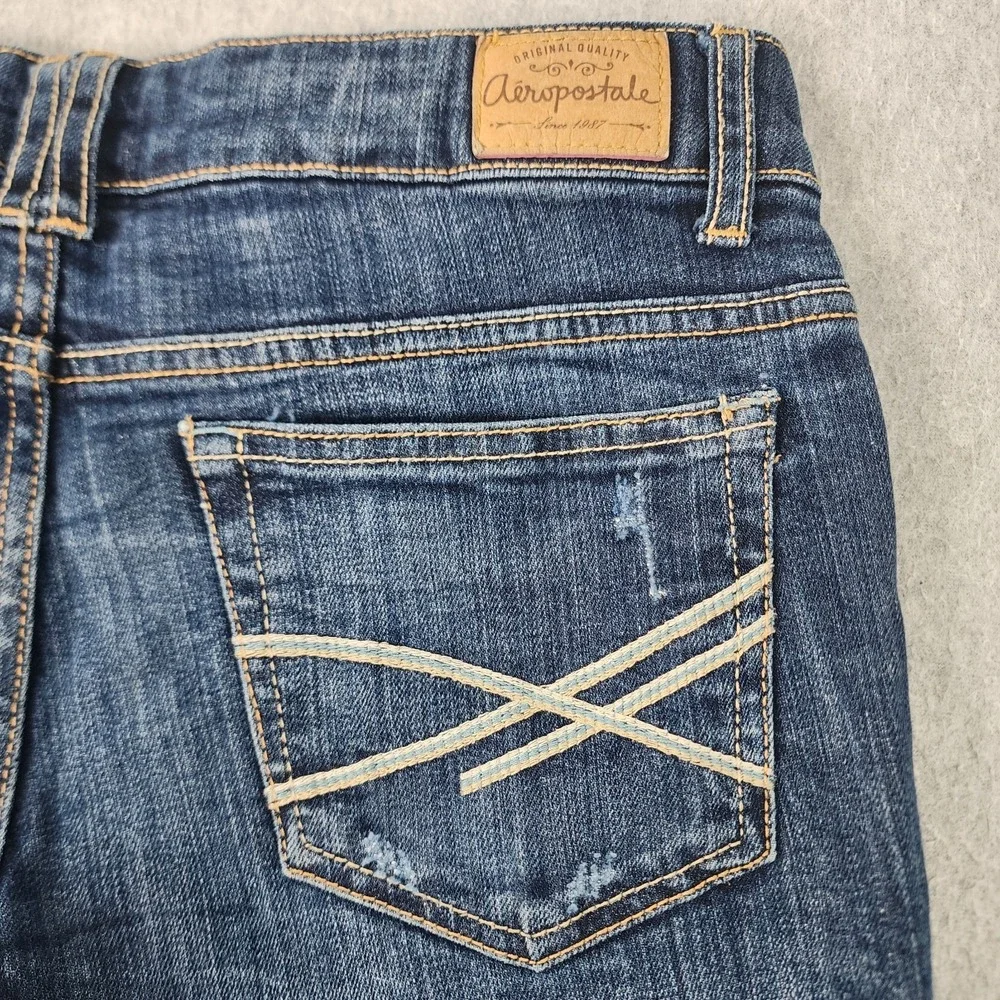 Aeropostale Distressed Boyfriend Jean Shorts‎ Womens Size 2 Blue Denim 30x4.5